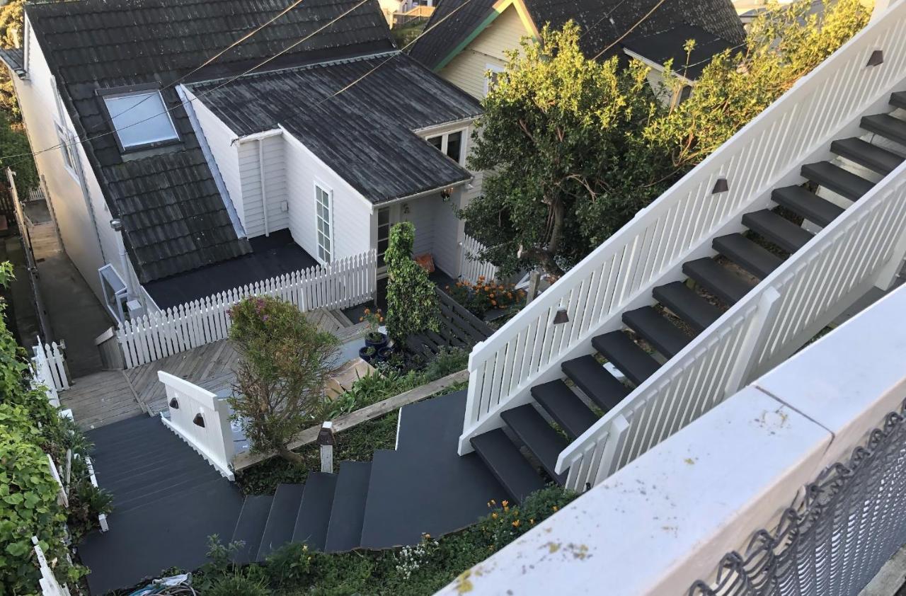 Incredible Views! Luxurious Studio & Outdoor Living Wellington Esterno foto